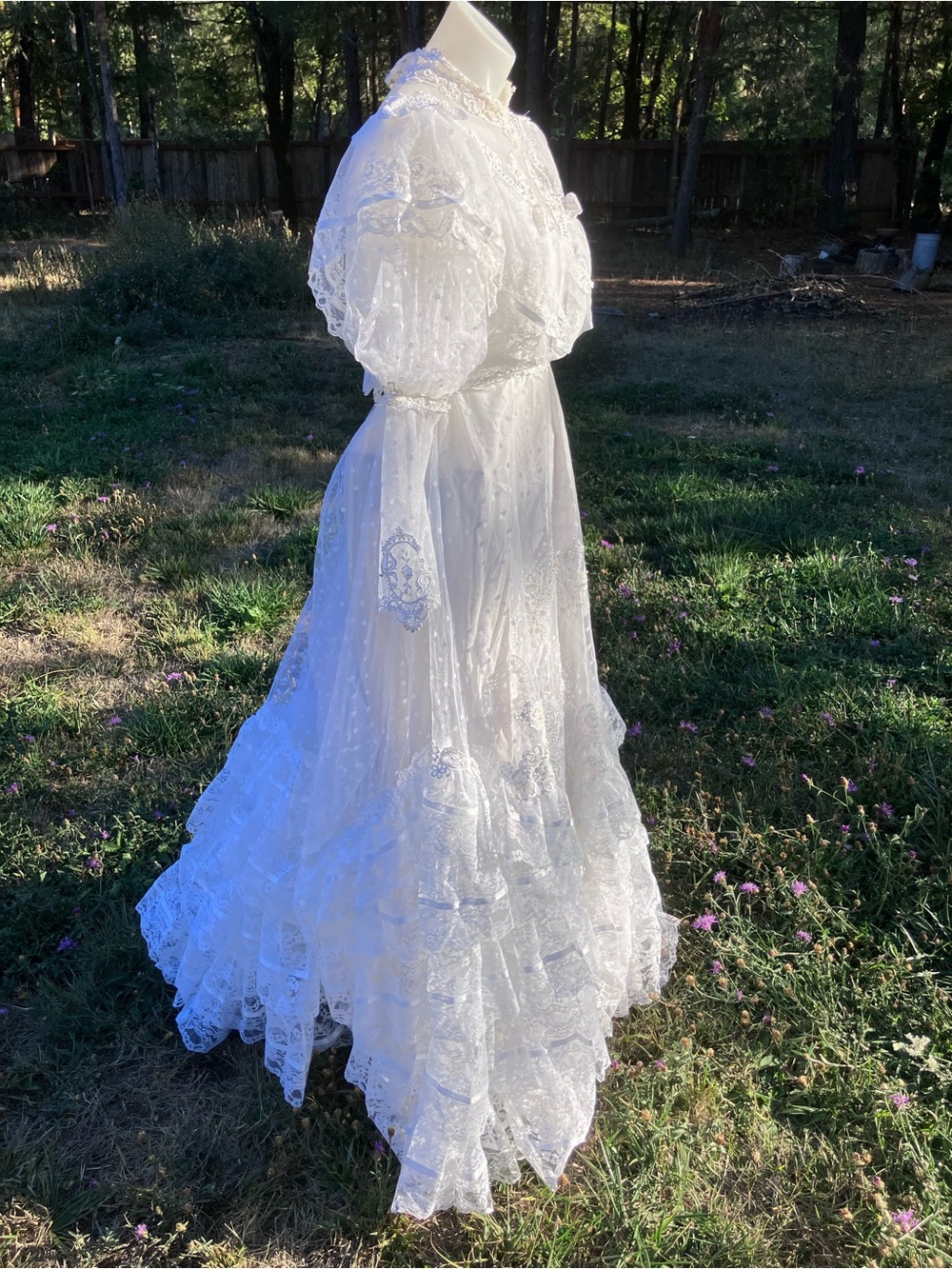1980s Alfred Angelo fabulous wedding dress with an extra long train